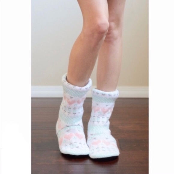 Knitted Heart Design Lounge Socks - Picture 2 of 2